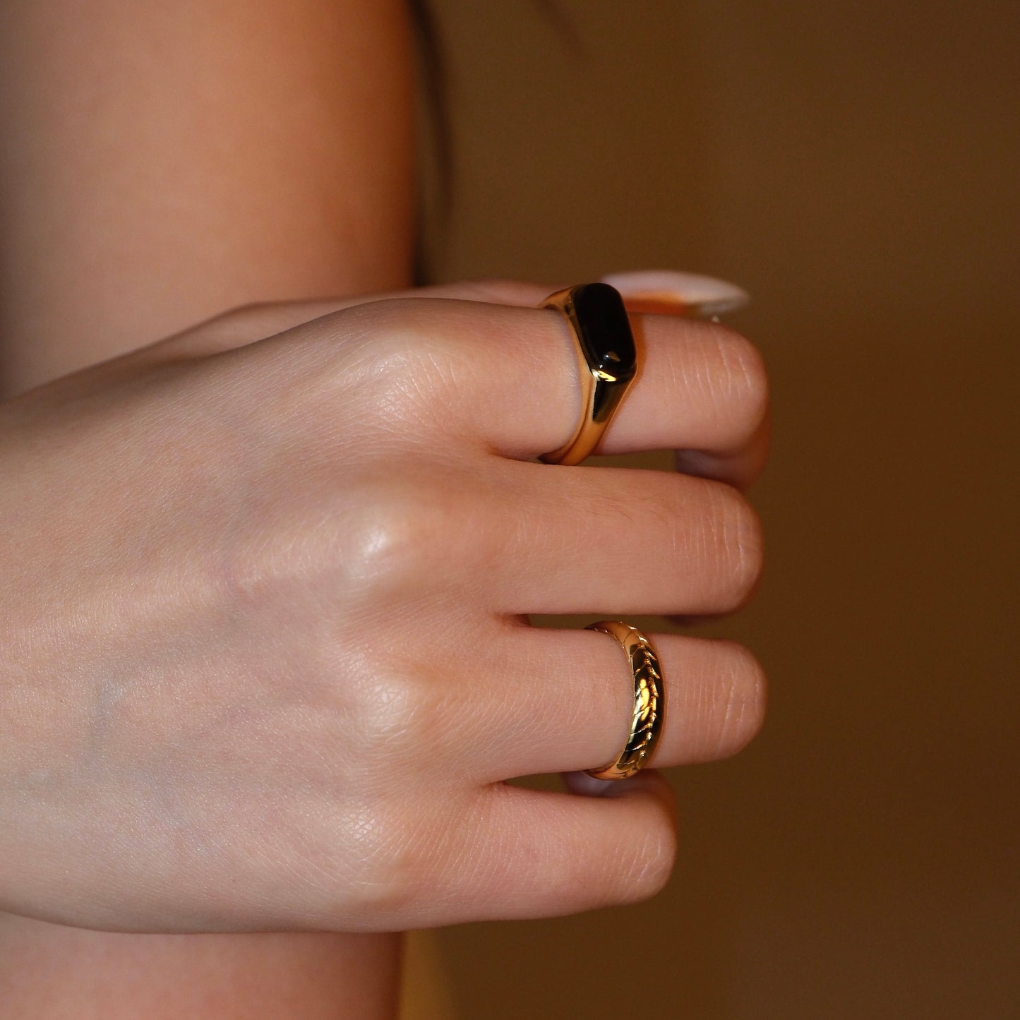 Set of 2 Open Adjustable Gold Rings - Sleek and Textured Designs for Everyday Style