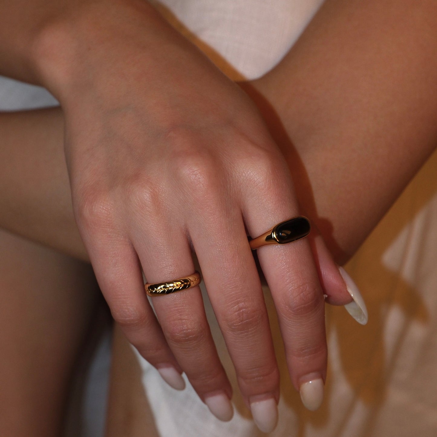 Set of 2 Open Adjustable Gold Rings - Sleek and Textured Designs for Everyday Style