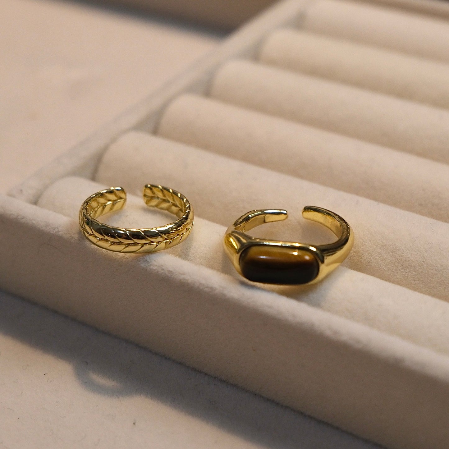 Set of 2 Open Adjustable Gold Rings - Sleek and Textured Designs for Everyday Style